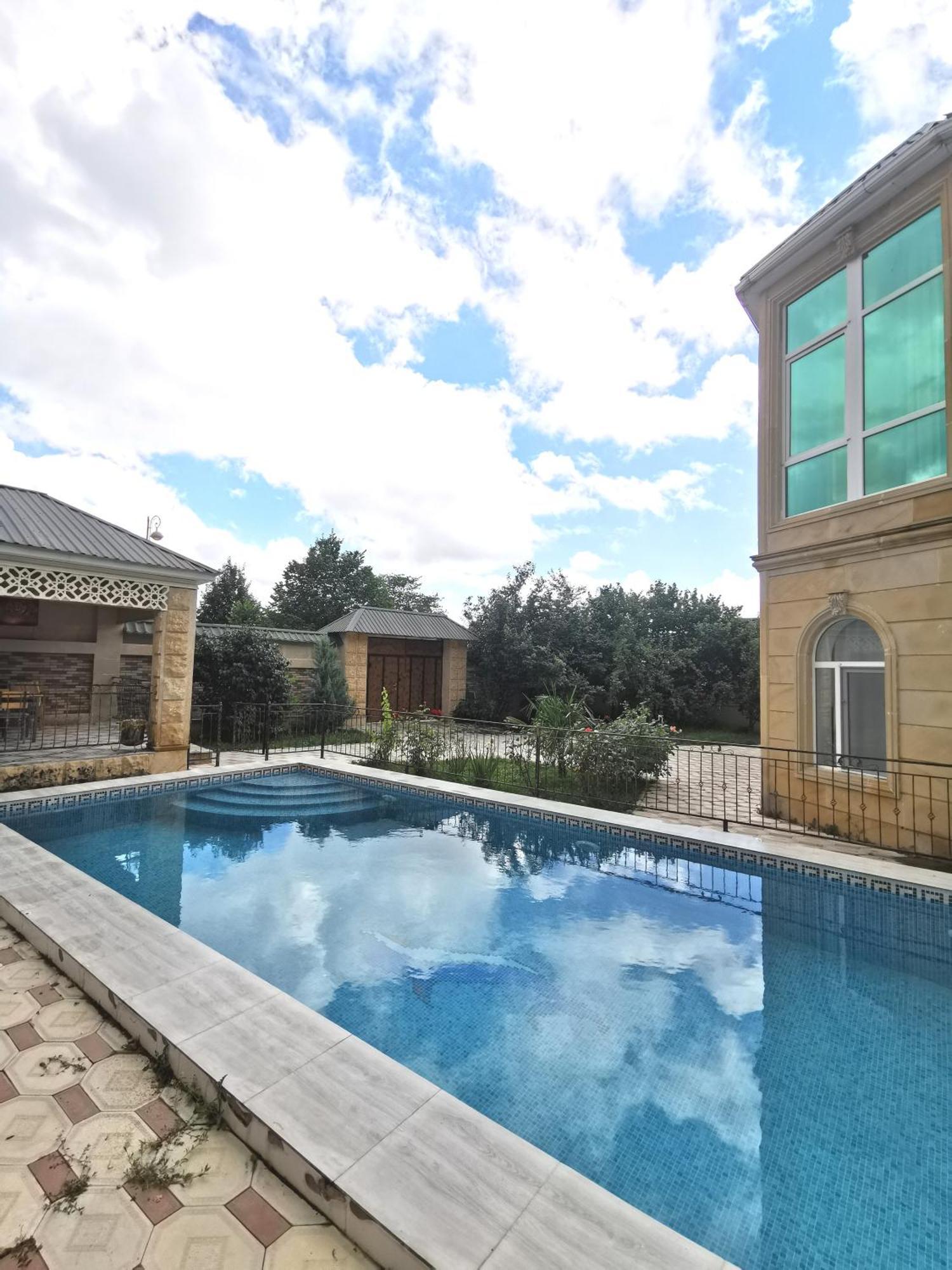 Raffles Villa With Pool Габала Екстер'єр фото